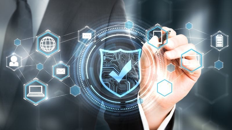 Ottobre, mese della cybersicurezza: la checklist di sicurezza IT per la tua PMI
